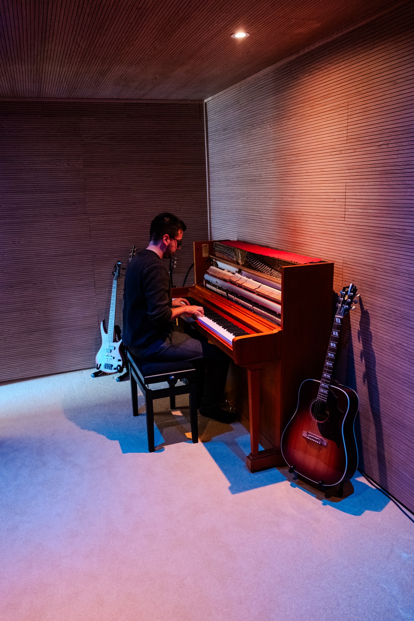 Pianist im Aufnahmeraum